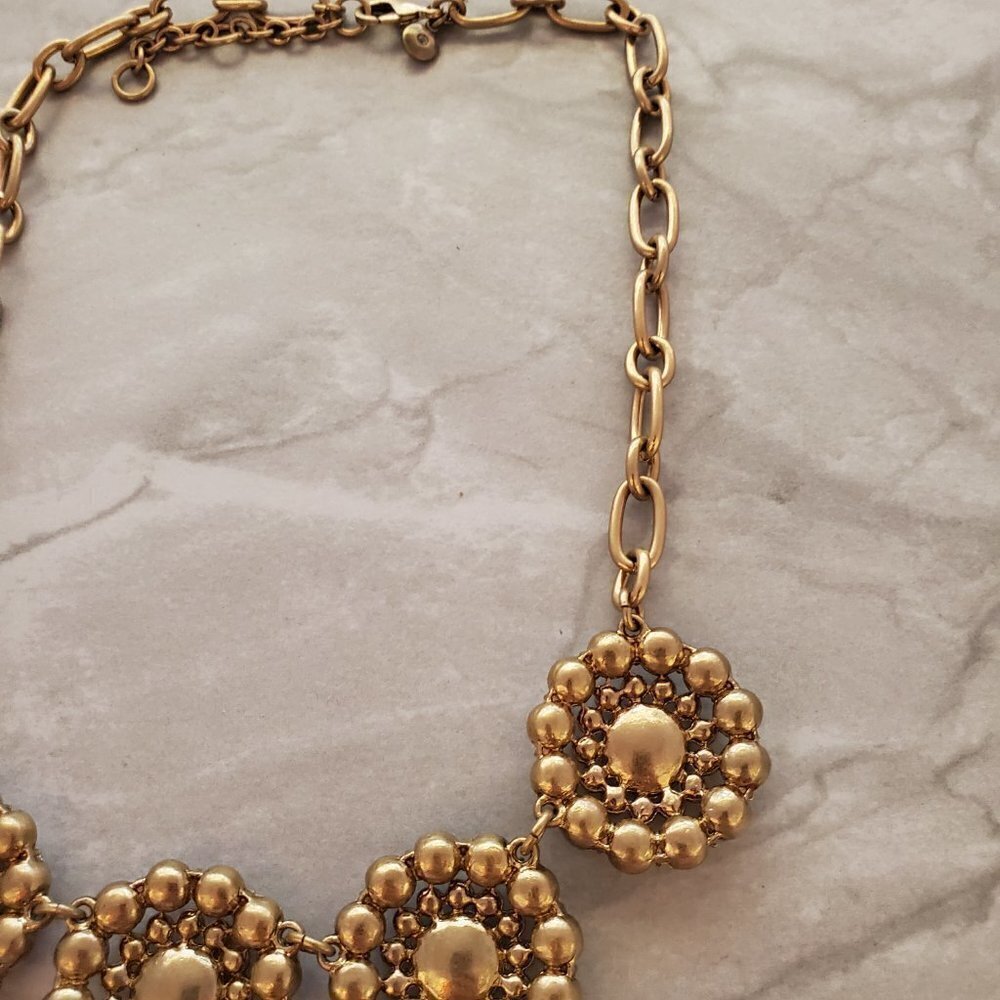 ✨ J.Crew Classic Rhinestones Pave Crystal Medallion Statement Necklace ✨ - Picture 11 of 12